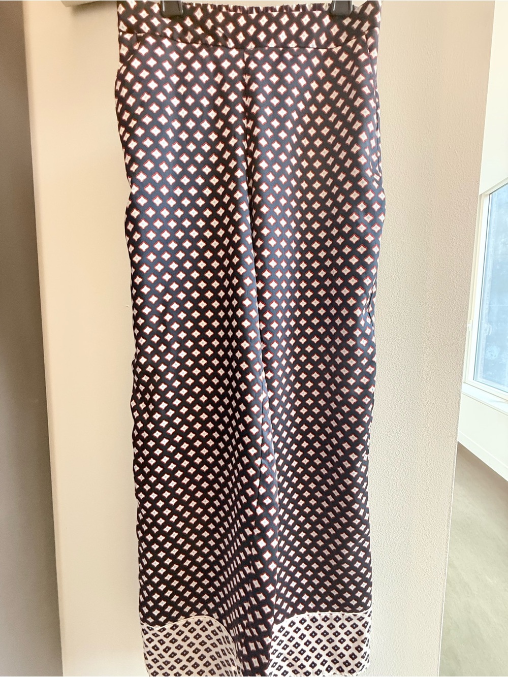 Zara Black and White Printed Straight-Leg Pants